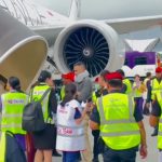 Penumpang Tiba di Singapura Setelah Penerbangan Diguncang Turbulensi