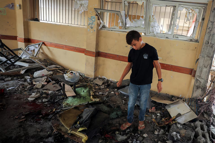Serangan Israel Tewaskan Tujuh Orang di Kompleks Sekolah Gaza