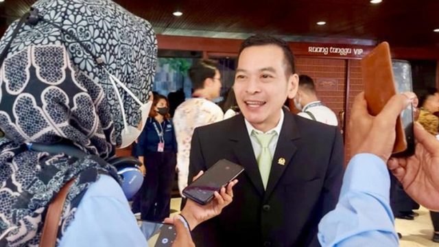 Pembongkaran Pagar Laut Ilegal di Tangerang: Respons Tegas Pemerintah dan Peran TNI AL
