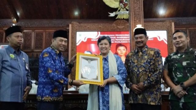 Jepara Memberi Penghargaan kepada Lestari Moerdijat atas Perjuangan Mengangkat Ratu Kalinyamat sebagai Pahlawan Nasional