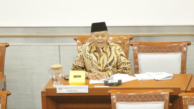 Meningkatkan Perlindungan Anak di Era Digital: Urgensi Pembatasan Akses Media Sosial dan Efisiensi Anggaran