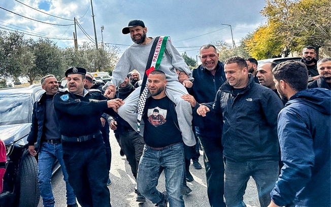 Israel Bebaskan 32 Warga Palestina, dalam Tahap Keempat Pertukaran Tahanan