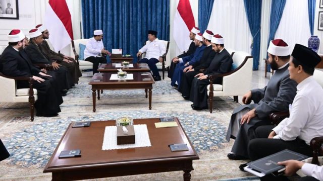 Presiden Prabowo Sambut Ustaz Adi Hidayat dan Delegasi Al Azhar Kairo, Bahas Kerja Sama Pendidikan Islam