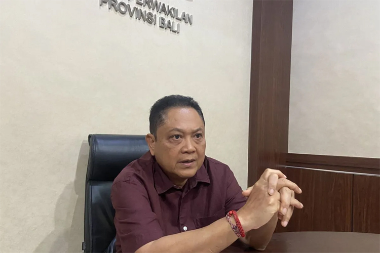 Ida Bagus Rai Dharmawijaya Mantra Dorong Pengembangan Sekolah Widyālaya Berbasis Hindu