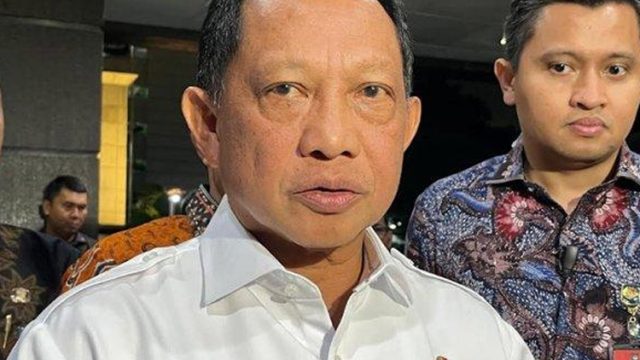 Profil Mendagri Tito Karnavian yang Dilaporkan ke KPK atas Dugaan Korupsi Retret Kepala Daerah