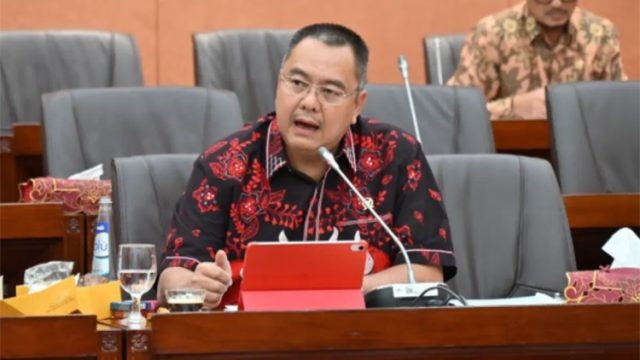 Hadapi Kebijakan Tarif Trump, PDIP Desak Pemerintah Bentuk Tim Negosiator Andal dan Diversifikasi Pasar Ekspor