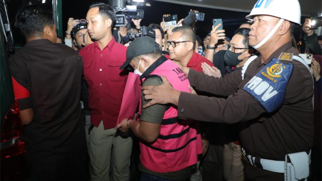 Ketua Tim Cyber Army Ditangkap, Terlibat Upaya Gagalkan Penyidikan Kasus Korupsi CPO, Timah, dan Impor Gula