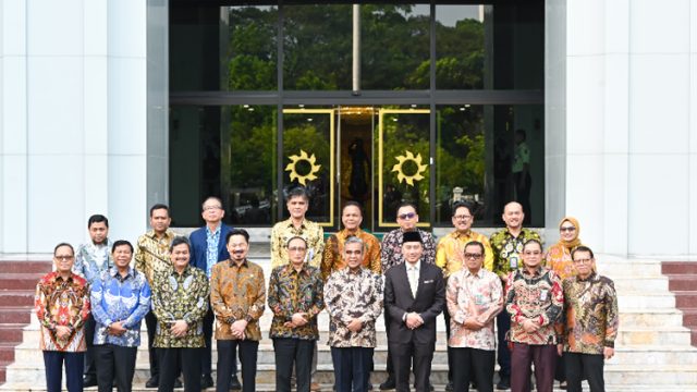 Pimpinan MPR Temui Ketua MA, Bahas Penegakan Hukum dan Wacana Konstitusi Modern Menuju Indonesia Emas 2045