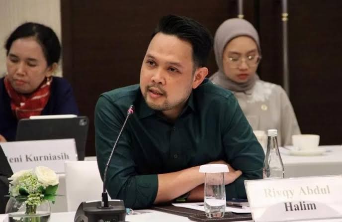 DPR Dukung Prabowo Evaluasi Direksi BUMN yang Merugi tapi Tetap Minta Bonus