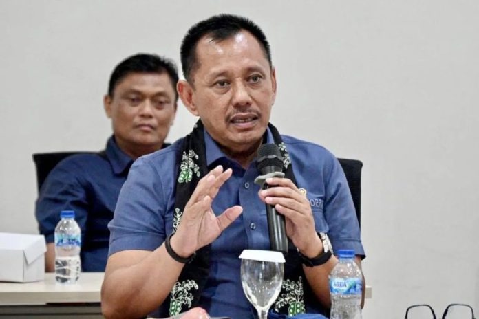 Anggota Komisi IX DPR RI Heru Tjahjono saat memberikan pernyataan mengenai pentingnya kesiapan perusahaan dalam membayar THR tepat waktu.