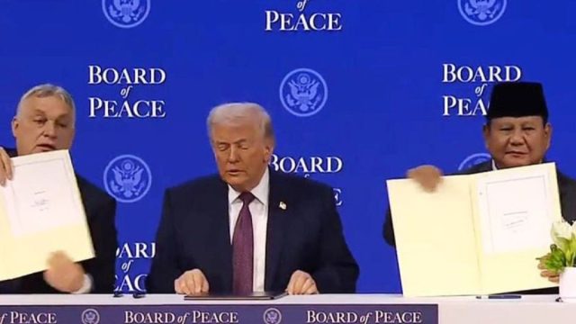 Analisis hubungan diplomatik Presiden Prabowo Subianto dan Presiden Donald Trump dalam KTT Board of Peace 2026.