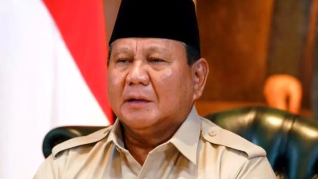 Suasana rapat terbatas di Istana Kepresidenan yang dipimpin Presiden Prabowo Subianto membahas teknis pembangunan Giant Sea Wall Pantura Jawa.