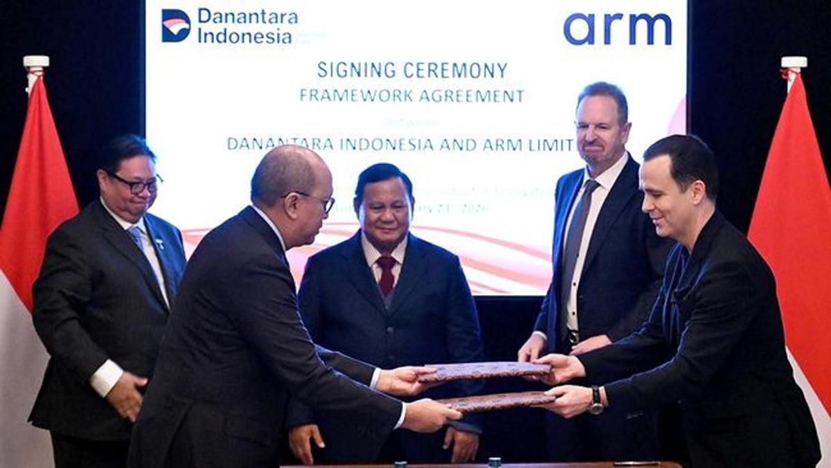Presiden Prabowo Subianto menyaksikan penandatanganan perjanjian kerangka kerja antara BPI Danantara dan Arm Limited di London, Inggris.