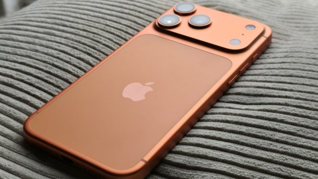 Tembus Batas! iPhone 17 Pro Berhasil Jalankan Model AI Raksasa 400B Secara Lokal