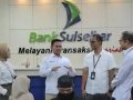 Komisaris Taspen Ariawan Tinjau Penyaluran THR Pensiunan di Makassar