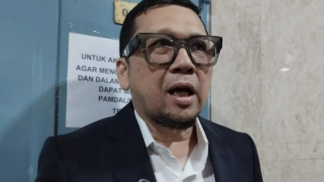 Anggota Komisi II DPR RI Ahmad Doli Kurnua di Kompleks Parlemen Senayan saat membahas agenda regulasi pemilihan umum nasional.
