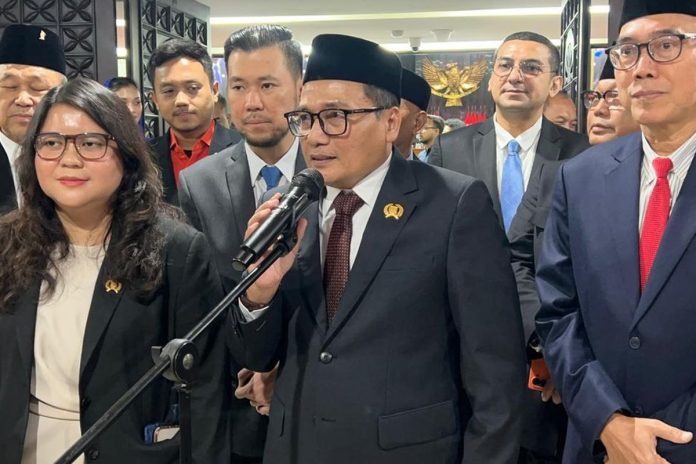 Suhud Alynudin, politikus PKS yang resmi diusulkan menjadi Ketua DPRD DKI Jakarta sisa masa jabatan 2024–2029.