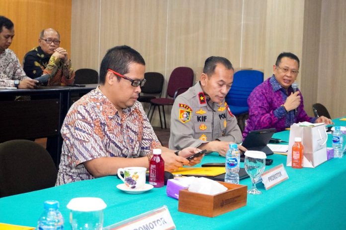 Bambang Soesatyo saat menjadi Reviewer Sidang Uji Kelayakan Doktoral Ilmu Kepolisian di STIK PTIK Jakarta membahas independensi Kompolnas.
