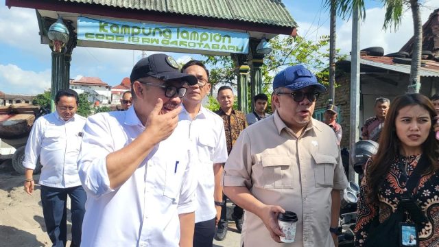 Kunjungi Kampung Lampion Yogyakarta, Wamen PKP Fahri Hamzah: Layak Jadi Model Nasional