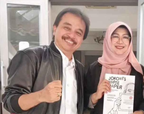 Roy Suryo dan Dokter Tifa Diamankan Polisi, Tim Hukum Pertanyakan Dasar Penangkapan