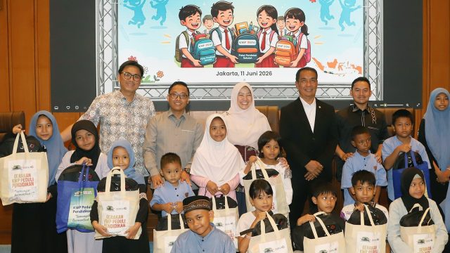 Sinergi Komunitas Pers dan BUMN, KWP Bersama BNI Sukseskan Gerakan Peduli Pendidikan
